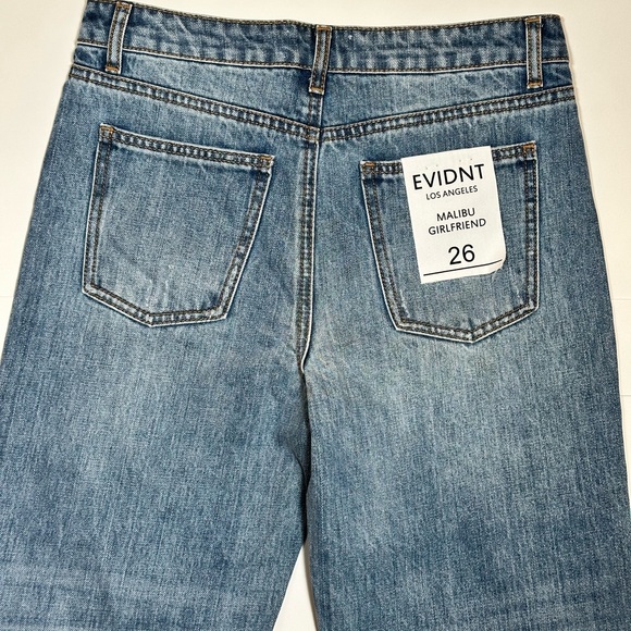 NWT EVIDNT Los Angeles Malibu Girlfriend Distressed Jeans Size 26 - Picture 8 of 9